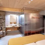 Aristondo Boutique Pentsioa 4*